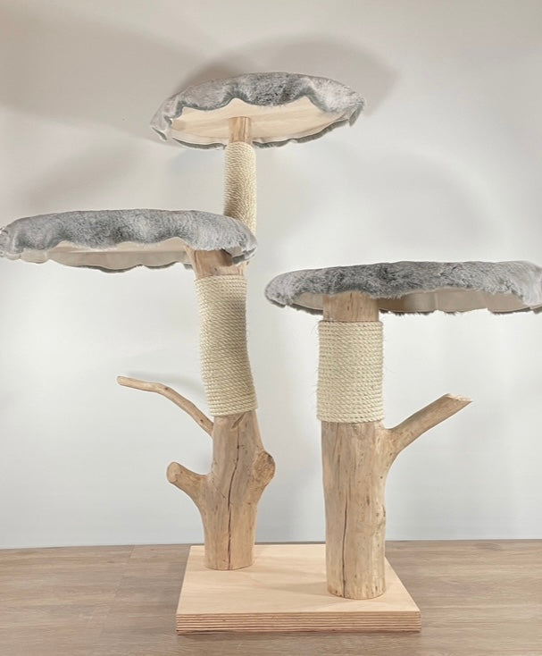 Katzbaum Manufaktur Baden-Baden. www.katzbaum-manufaktur.de, Naturkratzbaum, massiv, handarbeit, Unikat, Kratzstamm, Kratzbaum, Naturholz