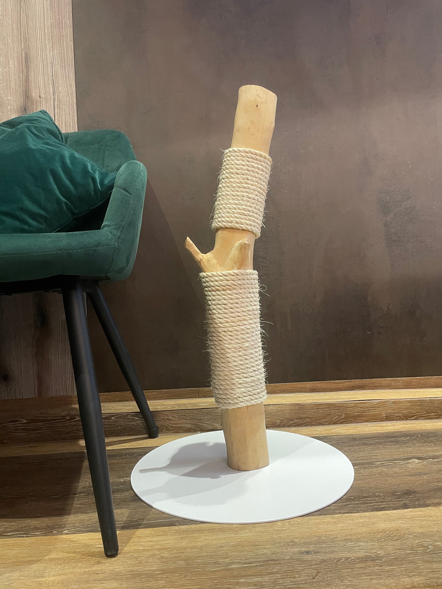 Katzbaum Manufaktur Baden-Baden. www.katzbaum-manufaktur.de, Naturkratzbaum, massiv, handarbeit, Unikat, Kratzbaum Naturholz