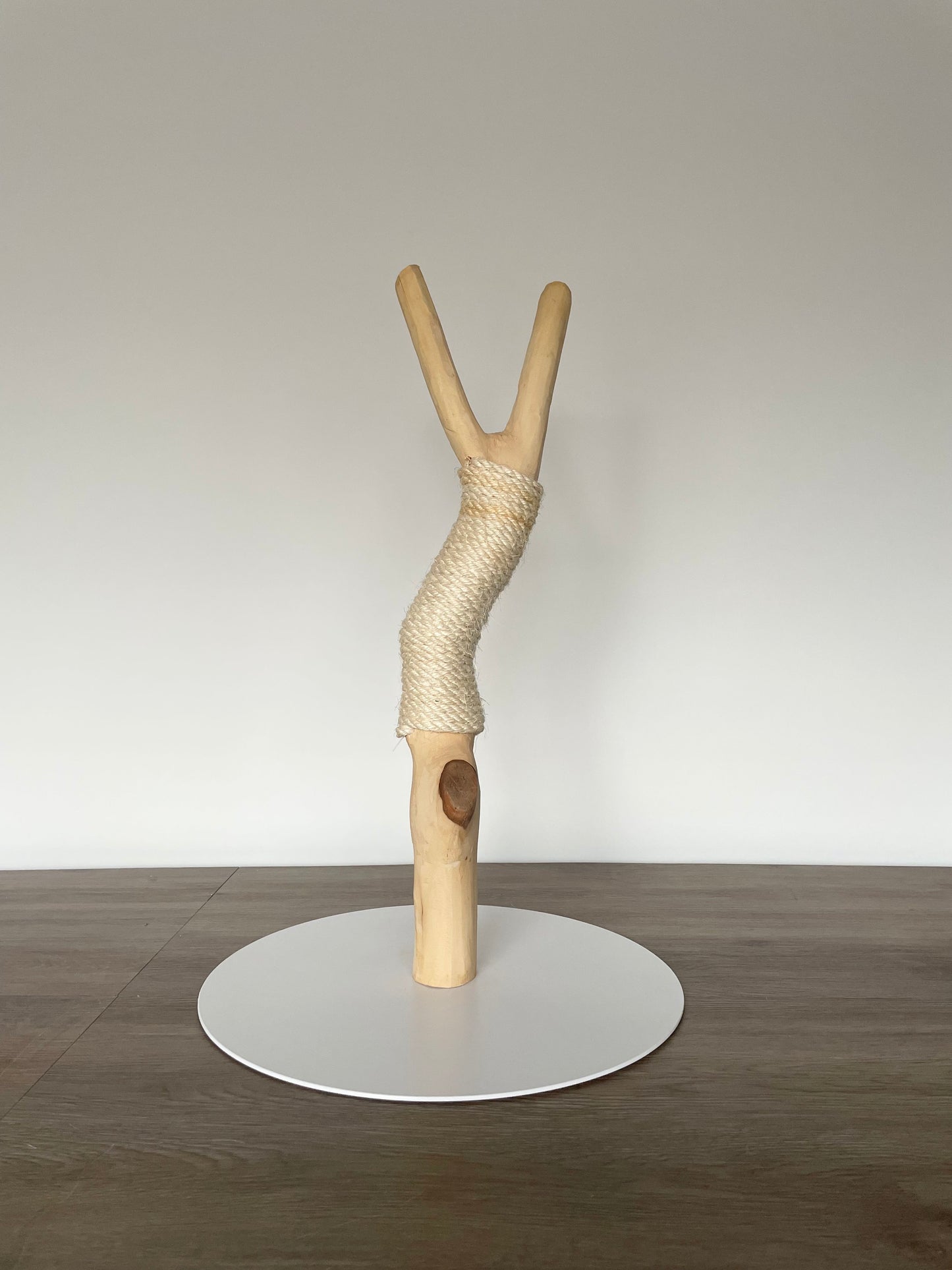 Katzbaum Manufaktur Baden-Baden. www.katzbaum-manufaktur.de, Naturkratzbaum, massiv, handarbeit, Unikat, Kratzstamm, Kratzbaum, Naturholz, Katzenhängematte, Katzenhöhle, Liegemulde, Katze, katzbaum manufaktur, www.katzbaum-manufaktur.de