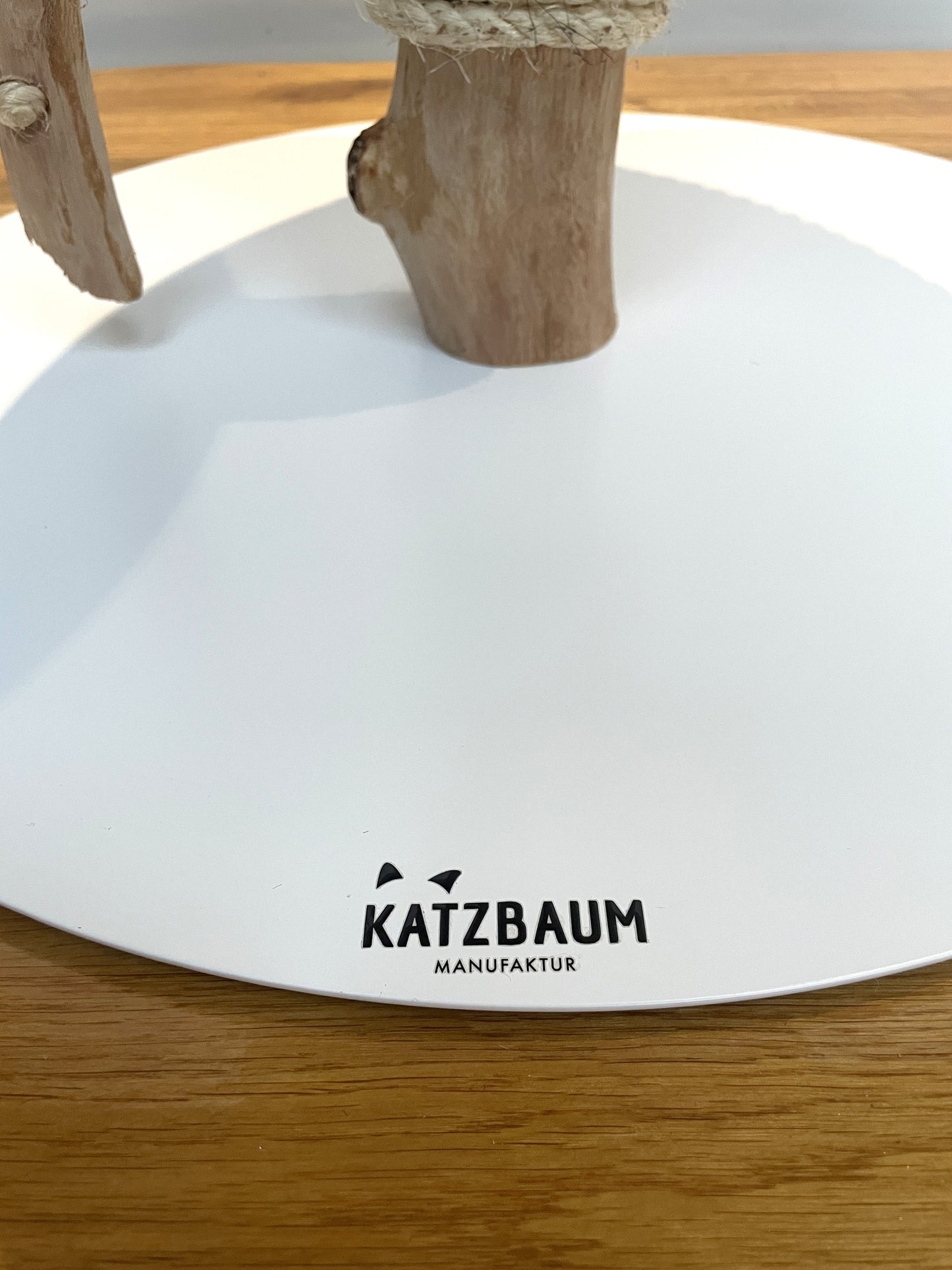 Katzbaum Manufaktur Baden-Baden. www.katzbaum-manufaktur.de, Naturkratzbaum, massiv, handarbeit, Unikat, Kratzbaum Naturholz
